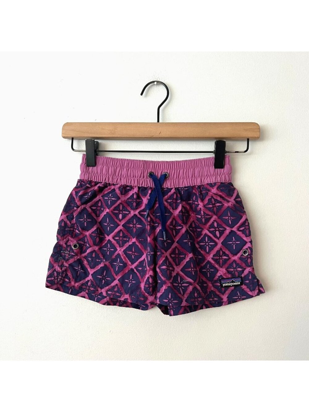 Patagonia Girl's Costa Rica Baggies Shorts Purple/Pink Size Small 7/8